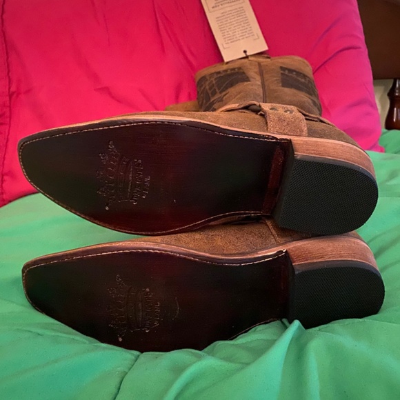 Junk Gypsy by Lane Boots - Picture 4 of 4